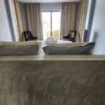 לודג' ושמורה לשיקום חיות בר - המלון 7