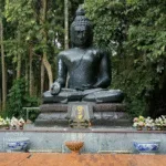 נאקון נאיוק - מקדשים אותנטיים (3)